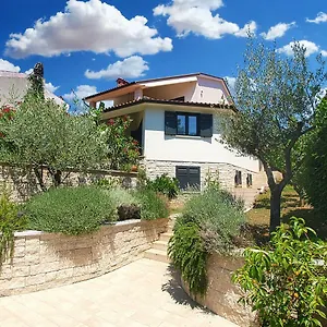 Apartmani Val Blue Pula